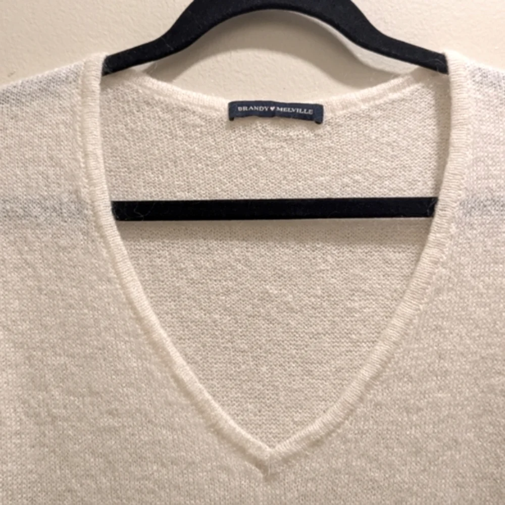 Brandy Melville Andi Mohair Wool Blend Knit V-neck Sweater White Long Sleeve- OS
